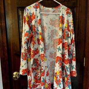 XL Luluroe Caroline Cardigan WITH POCKETS (soft off-white with floral designs)